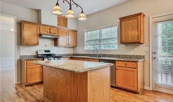 705 Redrift Ct, Alpharetta, GA 30005