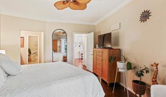 2010 QUAY VILLAGE Ct 201, Annapolis, MD 21403