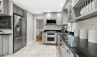 139 Holmes Ave, Darien, CT 06820