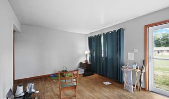 9 Kiefer Ct, Beech Grove, IN 46107
