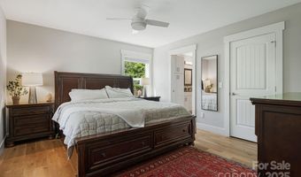 14 3rd St, Asheville, NC 28803