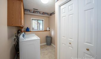 11037 Skyway Ln, Allendale, MI 49401
