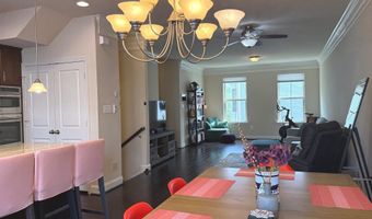 104 VANGUARD Ln, Annapolis, MD 21401