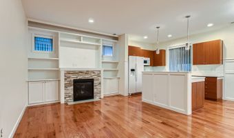 8006 SE SPORRI Ln, Milwaukie, OR 97267