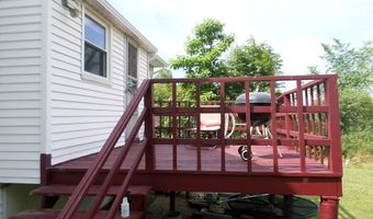 7 Craigmore Rd, Bloomfield, CT 06002