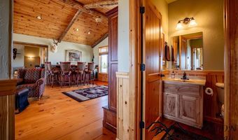 39 Moccasin Trl, Clark, WY 82435