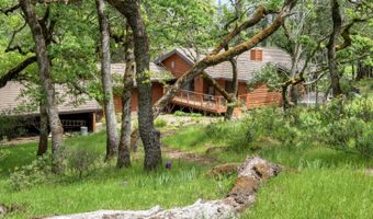 1355 White Oak Dr, Santa Rosa, CA 95409