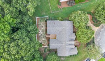 104 Westlake Cir, Americus, GA 31709