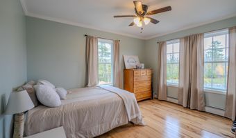 19 Magnolia Hill Rd, Bangor, ME 04401