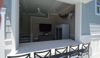 199 11th St, Avalon, NJ 08202