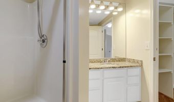 901 N MONROE St 1408, Arlington, VA 22201