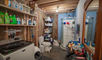 4978 S 11th Rd, Aldrich, MO 65601