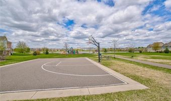 4891 159th St W, Apple Valley, MN 55124