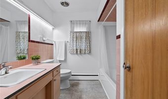 2110 W Pennsylvania St, Allentown, PA 18104