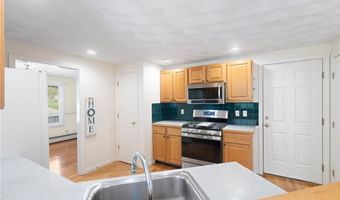 17 Doire Rd, Cumberland, RI 02864