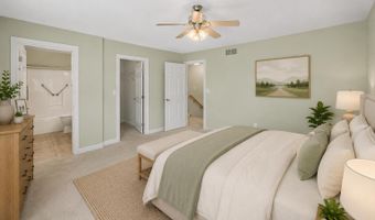 2821 Buckingham Ct, Ames, IA 50010