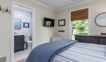 264 Fieldstone Ln, North Kingstown, RI 02874