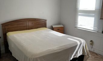 706 S 9th St, Aberdeen, SD 57401