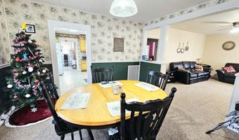 145 W 19TH St, Baxter Springs, KS 66713