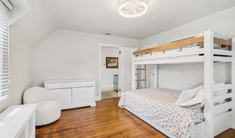 227 Overwood Rd, Akron, OH 44313