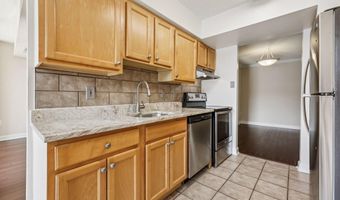 4500 S FOUR MILE RUN Dr 220, Arlington, VA 22204