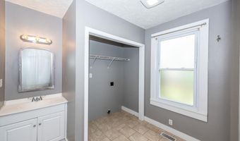 1340 Dalton St, Alcoa, TN 37701