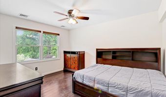 77 Warren Dr, Aberdeen, NJ 07747