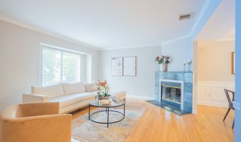 10 South St 68, Danbury, CT 06810