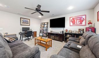 3101 NE Doyle Dr, Bentonville, AR 72712