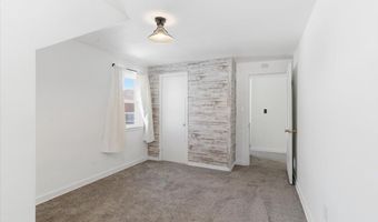 211 Commercial St, Arlington, WI 53911