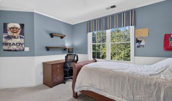 2 Oleander Dr, Clinton, CT 06413