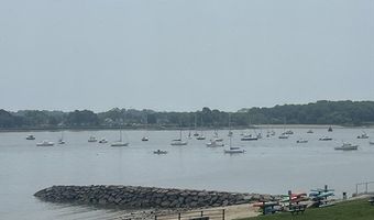 17 Lothrop St 1, Beverly, MA 01915