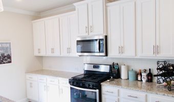 612 Auburn Crossing Dr, Auburn, GA 30011