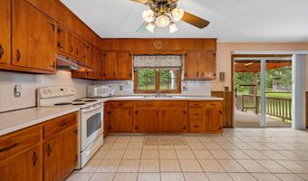 233 Mountain Rd, Cheshire, CT 06410