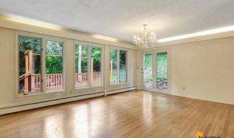 1336 Staubbach Cir, Anchorage, AK 99508