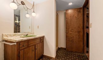 1517 Navarino St, Algoma, WI 54201