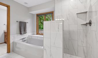 13437 Georgia Cir, Apple Valley, MN 55124