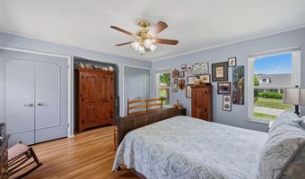 409 Mayfair Dr, Ballwin, MO 63011