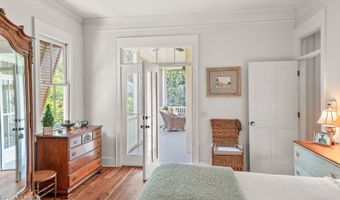 110 Coosaw Club Dr, Beaufort, SC 29907