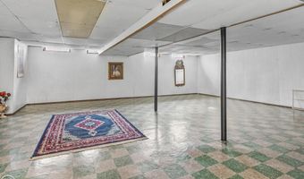 15610 Hanfor, Allen Park, MI 48101