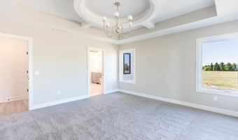 2217 Golfview Dr, Auburn, IN 46706