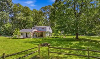 191 Stanavage Rd, Colchester, CT 06415
