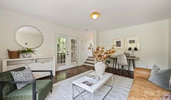 1611 Tippah Park Ct, Charlotte, NC 28205