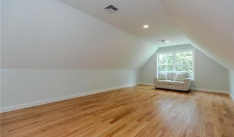 300 Tower Hill Rd, Cumberland, RI 02864