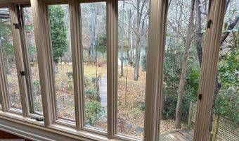 2639 GREENBRIAR Ln, Annapolis, MD 21401