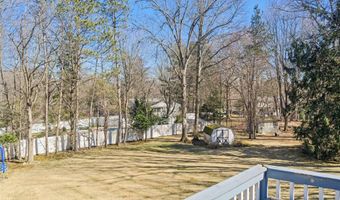 20 Dale Rd, Airmont, NY 10952