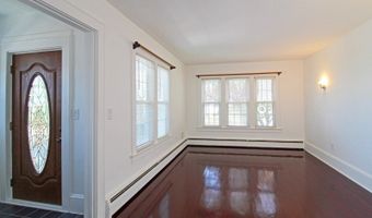 105 Penn Ave, Andover, NJ 07801