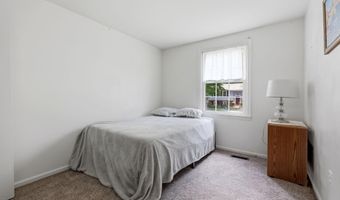 5141 BRADFIELD Dr, Annandale, VA 22003