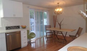 155 Lewiston St, Warwick, RI 02889