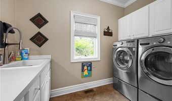 47 Nature Cove Ct, Amherst, NY 14221